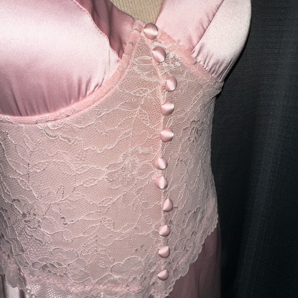 Unholy Dolls Kill ‘BELLE KISS’ Pink Satin Lace Gown NWT XL - Picture 6 of 16